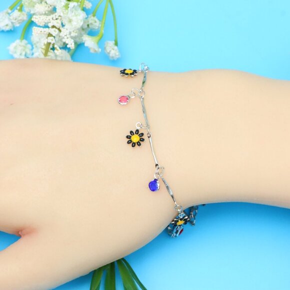 Chic & Stylish Bracelet – A Thoughtful Gift for Women and Girls, DYC1032 - Picture 5 of 9